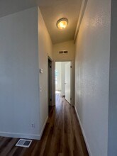 5889 Anita Rd in Chico, CA - Foto de edificio - Building Photo