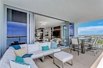 1 Water Clb Wy in North Palm Beach, FL - Building Photo - Building Photo