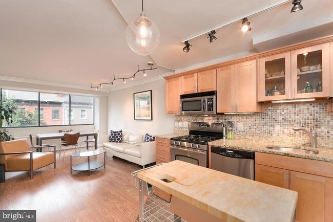 property at 1245 13th St NW