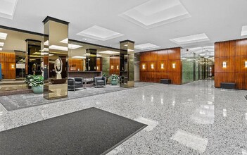 535 N Michigan Ave in Chicago, IL - Building Photo - Building Photo