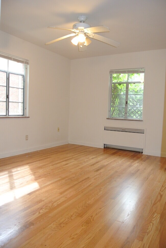 3315 Nash Ave, Unit #1 in Cincinnati, OH - Foto de edificio - Building Photo