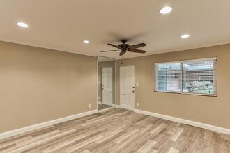 91 Rumson Rd NE, Unit A-17 in Atlanta, GA - Building Photo - Building Photo