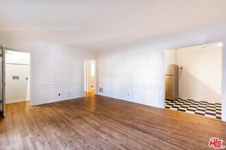 1658 N Sierra Bonita Ave in Los Angeles, CA - Building Photo - Building Photo