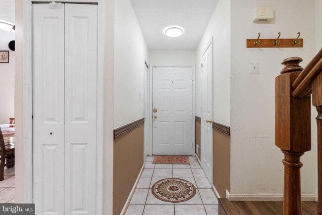 property at 520 Kingdom Ct