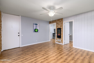 31577 Lindero Canyon Rd in Westlake Village, CA - Building Photo - Building Photo