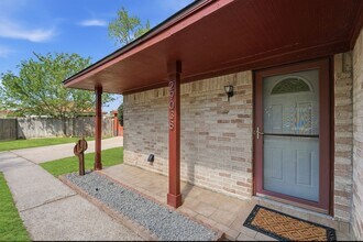 29038 Deadwood Ln in Shenandoah, TX - Foto de edificio - Building Photo