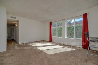 1921 28th St in Sacramento, CA - Building Photo - Building Photo