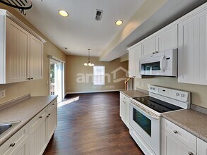 7145 Riverfront Dr in Nashville, TN - Building Photo - Building Photo