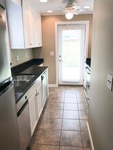 3612 Walsh St, Unit 3612 in Jacksonville, FL - Foto de edificio - Building Photo