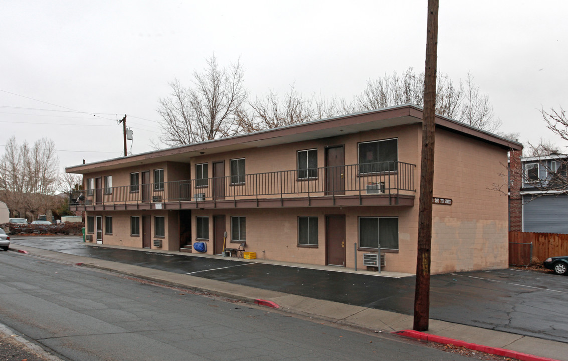 401 E 7th St in Reno, NV - Building Photo