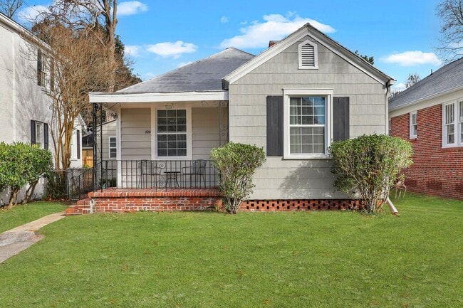 property at 720 E 51st St