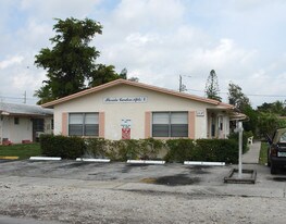 1917-1927 Grant St in Hollywood, FL - Building Photo