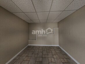 3860 Charlton Ives Dr NW in Lilburn, GA - Building Photo - Building Photo