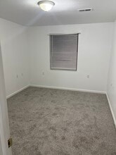 2370 Old River Rd, Unit F in Zanesville, OH - Building Photo - Building Photo