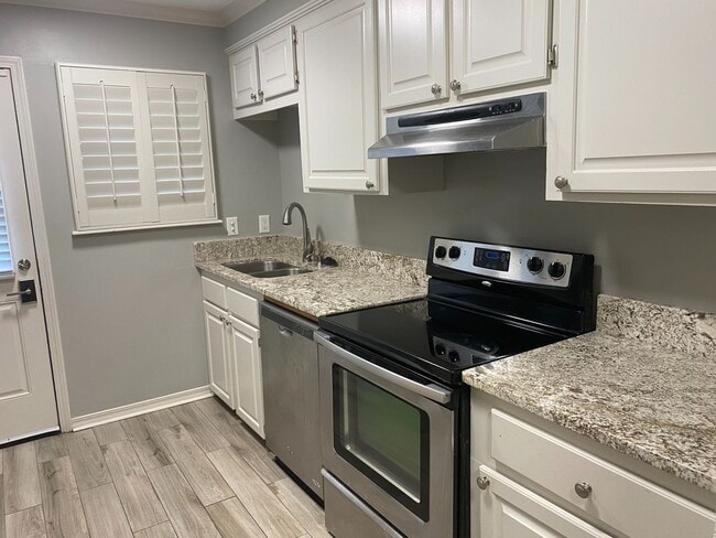 814 Sussex Pl in Ridgeland, MS - Building Photo - Building Photo
