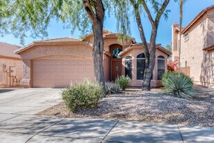 21634 N 44th Pl in Phoenix, AZ - Building Photo