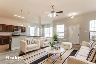 15642 Gatsby Ln in Dallas, TX - Building Photo - Building Photo