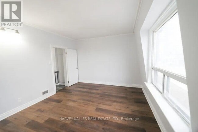 property at 1309-1309 Dupont St