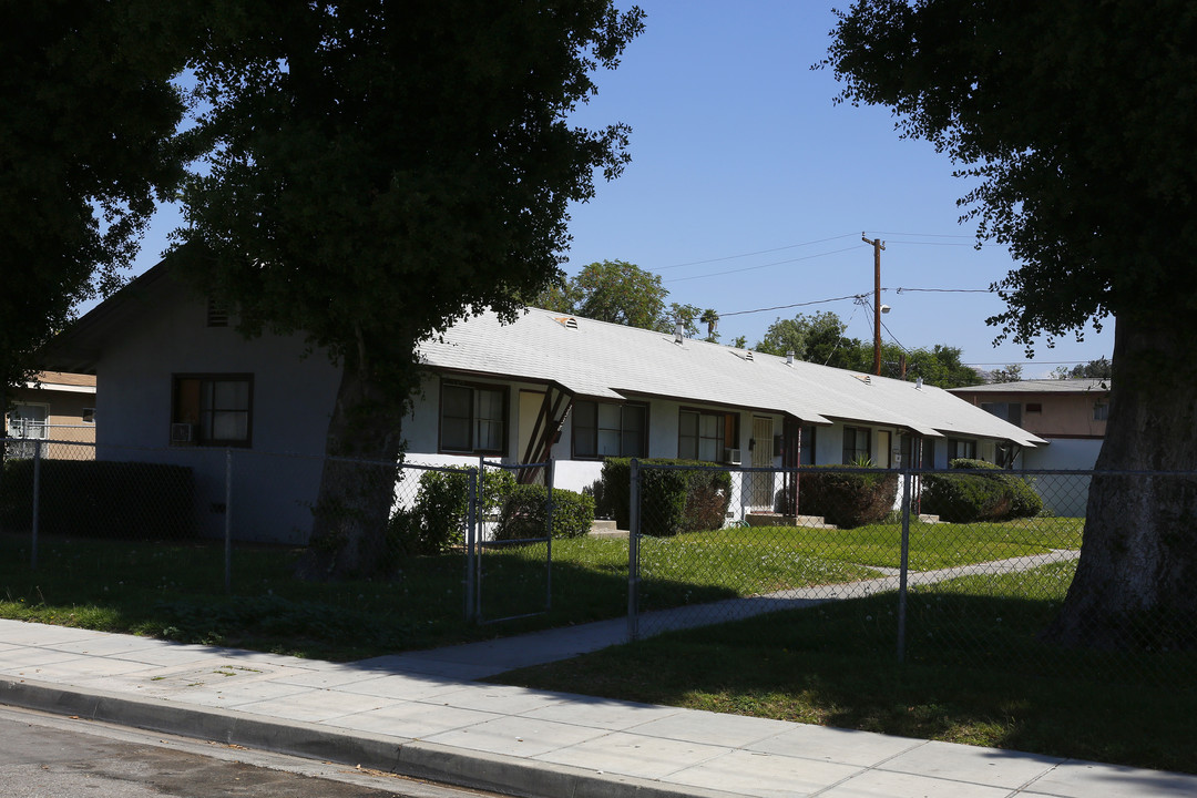 3538-3554 Douglass Ave in Riverside, CA - Building Photo