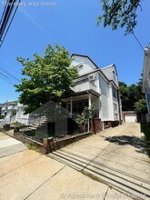 19 Park Ave, Unit 3 in Somerville, MA - Building Photo - Building Photo