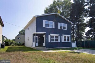 106 Haines Ave in Gloucester Township, NJ - Building Photo