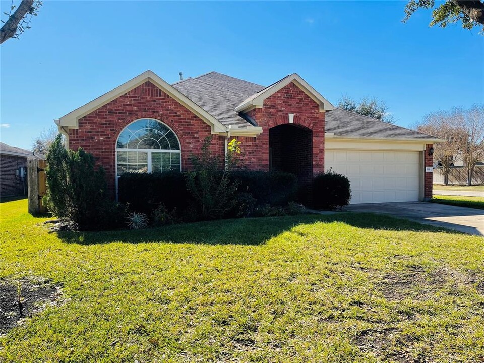 116 Long Canyon Ln in Richmond, TX - Building Photo