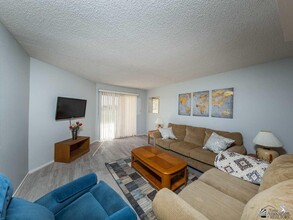 10642 S Camino Del Sol in Yuma, AZ - Building Photo - Building Photo