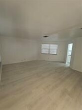 2036 NE 21st Ave, Unit 1 in Fort Lauderdale, FL - Building Photo - Building Photo