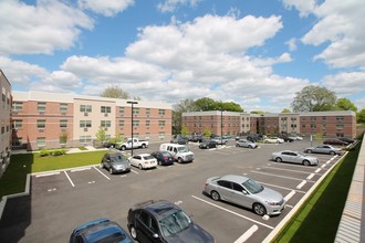 Cherry Park Apartments in Newark, NJ - Building Photo - Building Photo