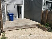 1137 Hollins St photo'