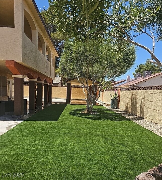 property at 8600 Abanico Ct