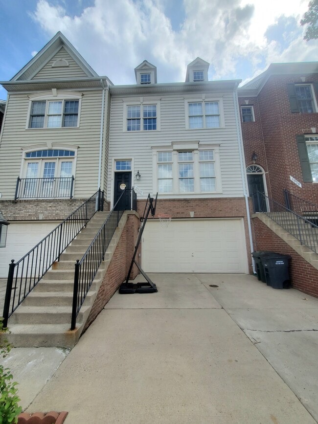 property at 6932 Stanwick Square
