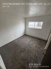 5058 Broadway Ave in Cleveland, OH - Building Photo - Building Photo