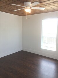 5010 Avenue L Rear - 6