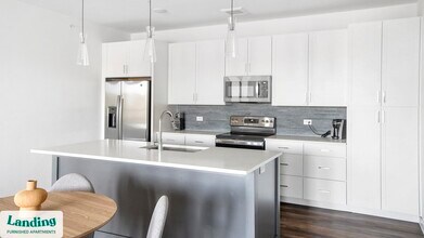 5511 Caprock Smt Dr, Unit 3104 in Bee Cave, TX - Building Photo - Building Photo