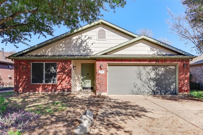 property at 1421 Nandina Dr