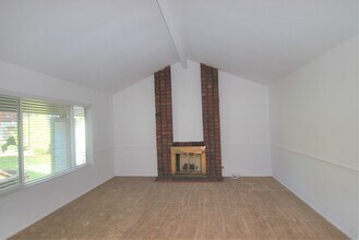 427 S Wrightwood St in Orange, CA - Building Photo - Building Photo