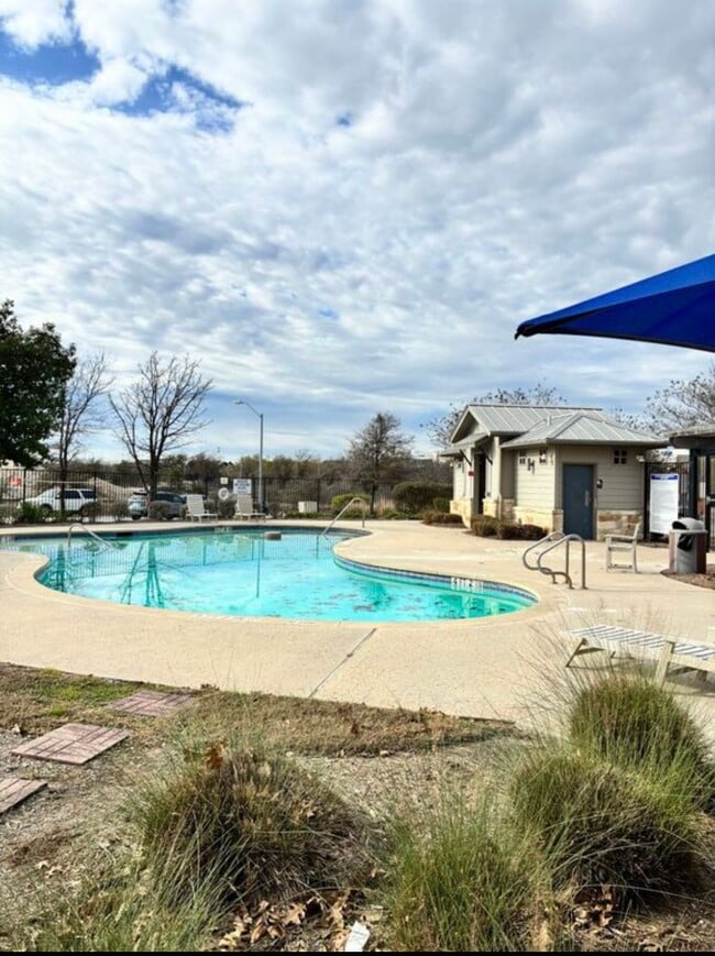 property at 1620 Bryant Dr