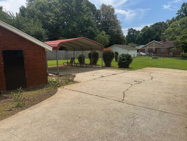 2 H Ave in Gainesville, GA - Building Photo - Building Photo