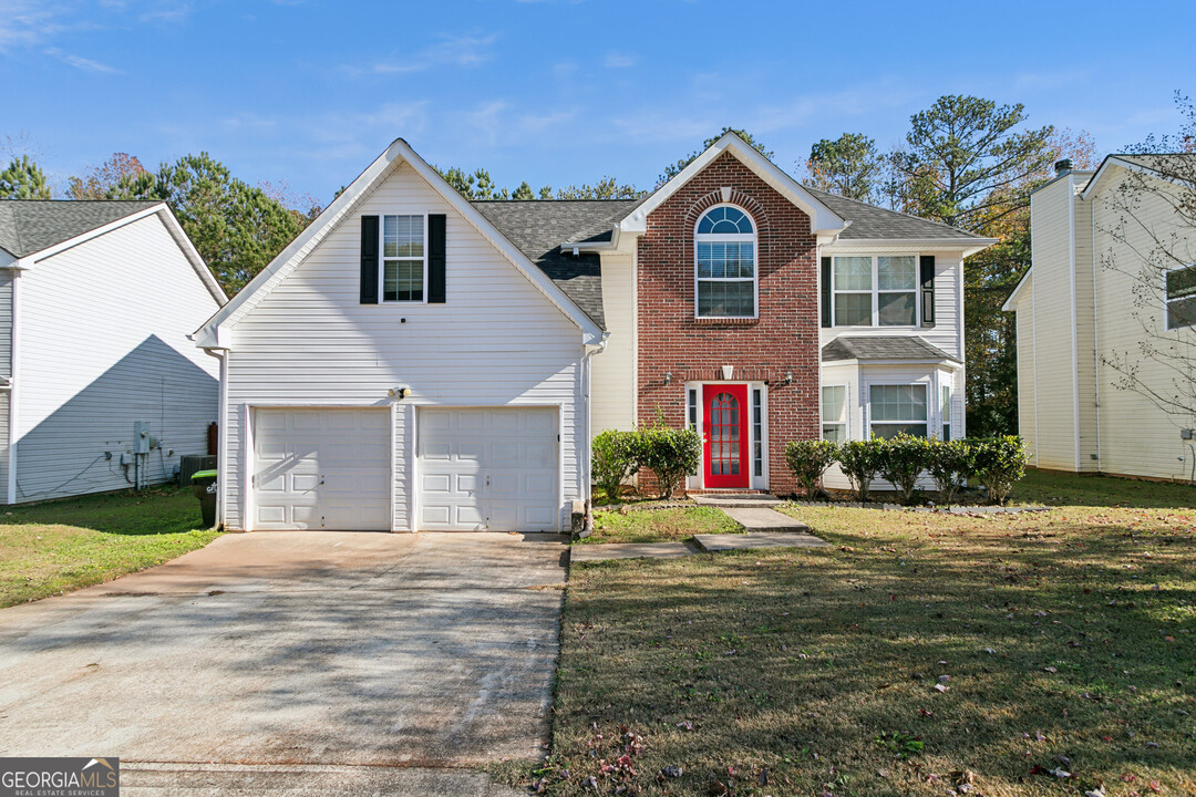 2018 Reflective Waters Rd in Villa Rica, GA - Building Photo