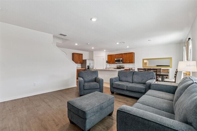 1422 Fox Squirrel Dr in Davenport, FL - Building Photo - Building Photo