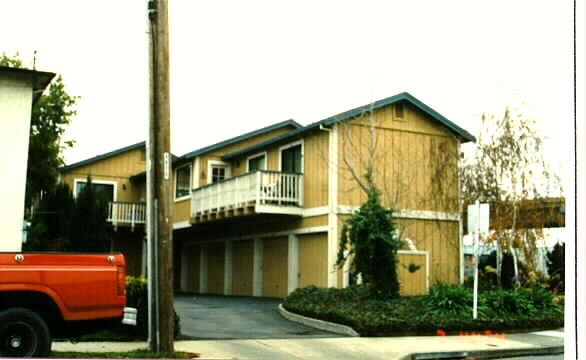 507 Castro St in San Leandro, CA - Foto de edificio