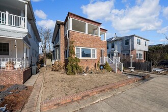 523 W Beech St in Long Beach, NY - Building Photo - Building Photo