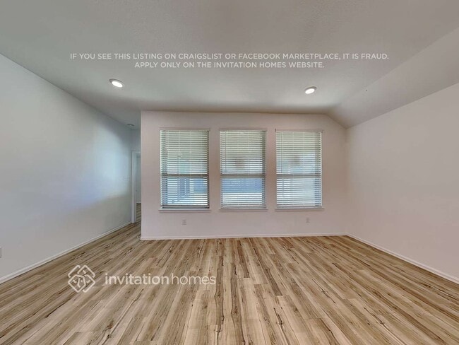 502 Pecan Landing Ln in La Marque, TX - Foto de edificio - Building Photo