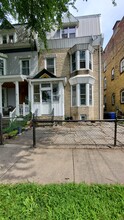11 Riverside Avenue, Unit 3rd Floor in Rensselaer, NY - Building Photo - Building Photo