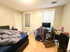 110 Chester St, Unit 1 in Boston, MA - Building Photo - Building Photo
