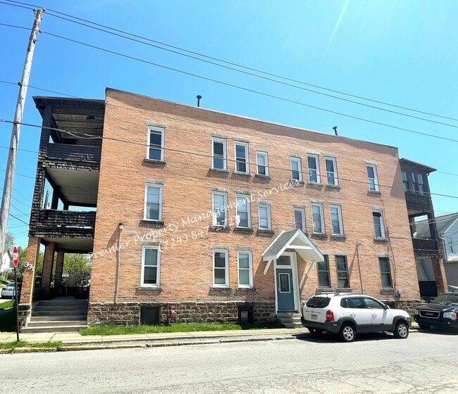 property at 331 W North St