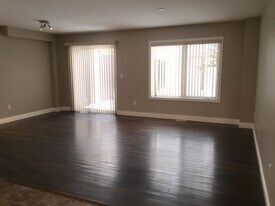 7916-7988 88 Ave in Fort St John, BC - Building Photo