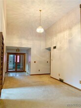 318 Ivyhurst Rd N in Buffalo, NY - Building Photo - Building Photo