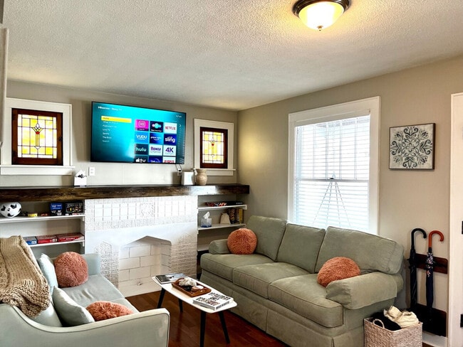 1509 Clark St in St. Charles, MO - Building Photo - Building Photo